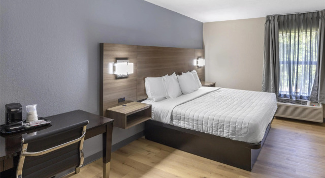 Двухместный люкс SureStay Hotel by Best Western Morganton