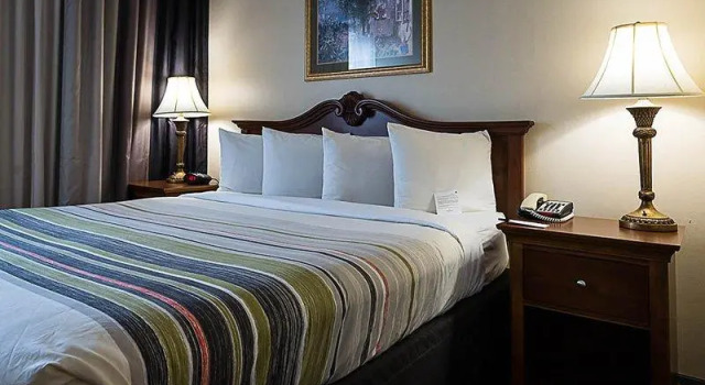 Номер Superior Wingate by Wyndham Waldorf - Washington DC Area