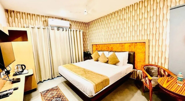 Номер Standard Hotel Lake View Airport zone