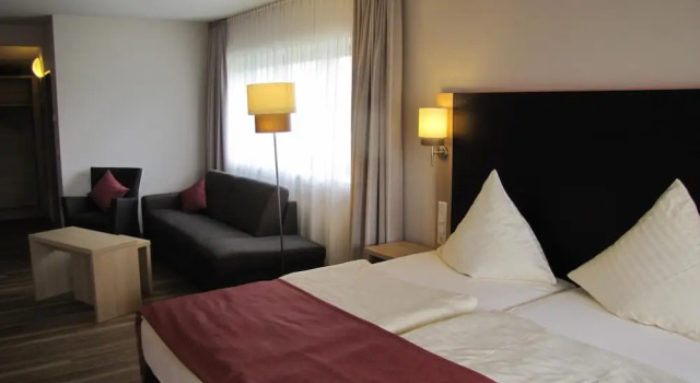 Люкс с балконом Hotel Steuer