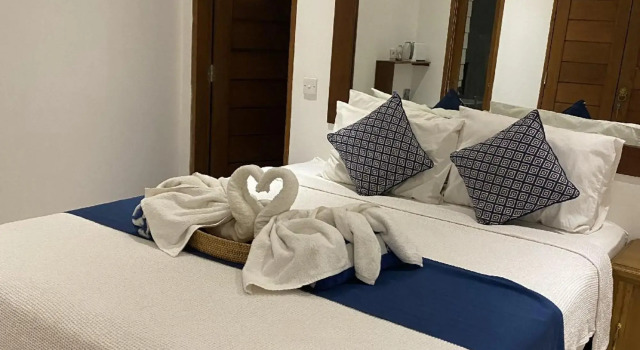 3 Monkeys Lembongan Studio apartments gym recovery centre, Забронировать Апартаменты/квартира Отели Лембонган с парковкой, рядом с Пляж Нуса Лембонган, Парковка