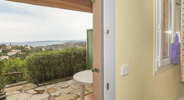 Pierre & Vacances Résidence Le Hameau des Issambres, Забронировать Отель Леp-Иссамбр Сен-Тропе залива