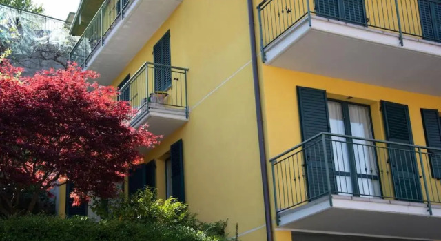 Апартаменты [Lake in 5 min, Free Parking&Terrace]⭑CA’ GIALLA⭑