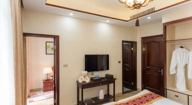 Wuzhen Yanqi Resort Villa, Book Resort Resort Hotels in Jiaxing, Resort