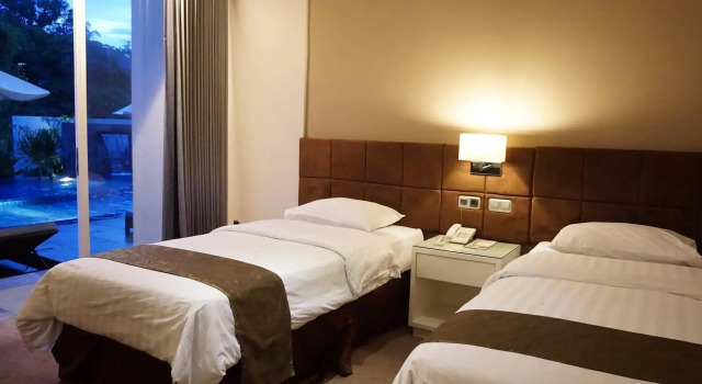 Grand Kecubung Hotel, Rezervovat Hotel Hotely v Kalimantan s parkováním, Parkování