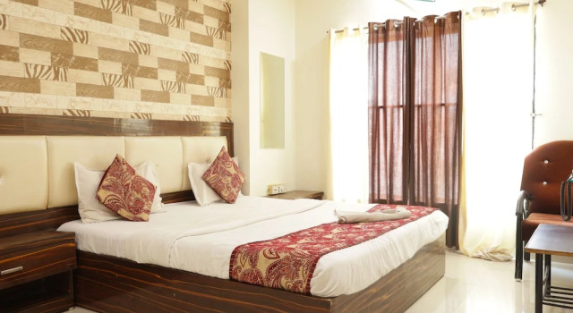 Люкс Deluxe Hotel Kanchan Palace