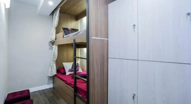 Кровать в общем номере (женский номер) Barcelona & You Hostel Sagrada Familia