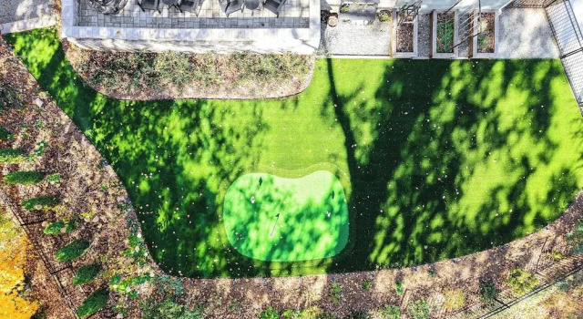 Коттедж Main Street Elkin Retreat: Home w/ Backyard Oasis