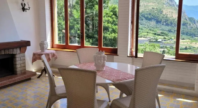 Вилла с 3 комнатами De Vivo Realty - Villa Cristina