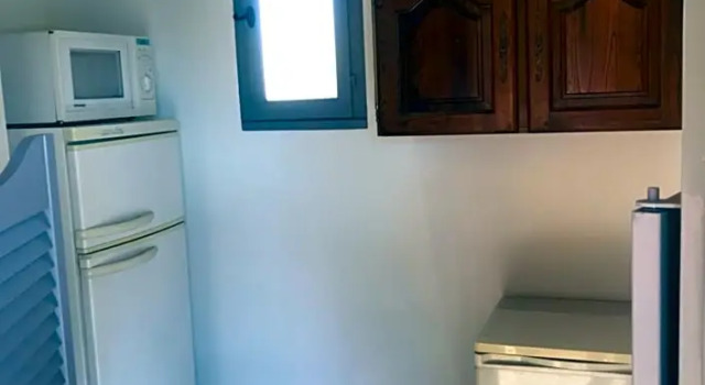 CHAMBRES DHÔTES CLIMATISÉES avec CUISINE dÉTÉ "VILLA GOUR du PEYROL", Prenota Bed & breakfast Buisson Valchiusa