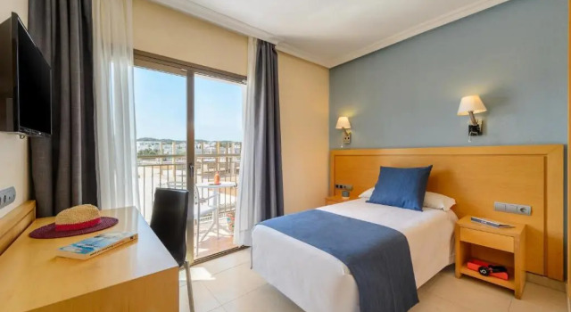 Одноместный номер Standard Hotel Vibra sEstanyol