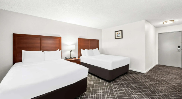 Четырёхместный номер Standard Comfort Inn Yreka I-5