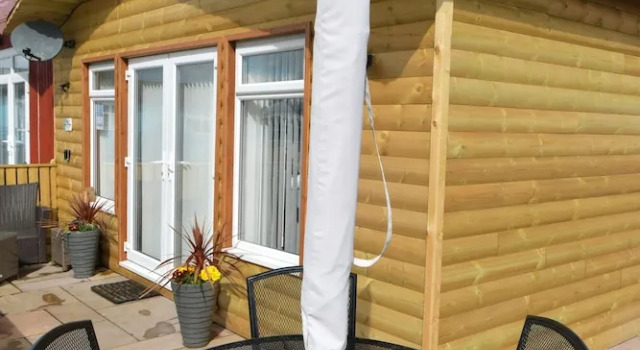 Lovely 3 Bed Chalet Bridlington Free Electric, Varaa Mökki Mökit kohteessa Merseyside, Mökki