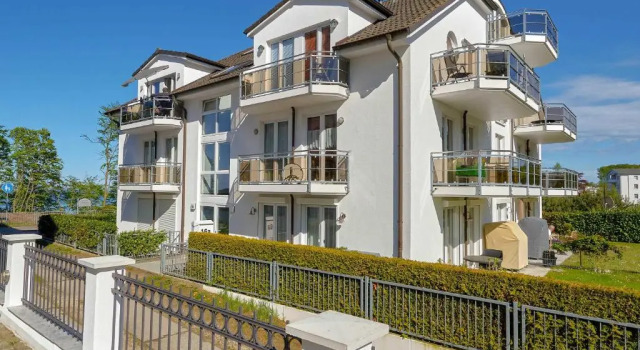 Residenz Falkenberg - Apt. 03, Забронировать Апартаменты/квартира Отели Остзебад-Зеллин с парковкой, рядом с Зеллинский музей янтаря, Парковка