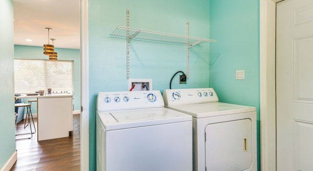 Beach Days & Backyard Nights! Fort Myers Retreat