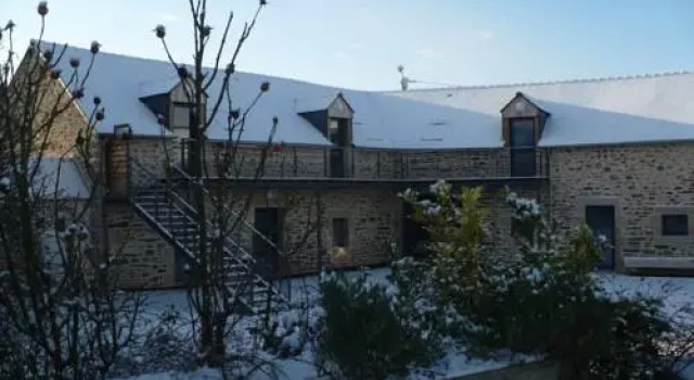 Au Soleil Breton, Rezerwuj Hotel Saint-Nic Bretania