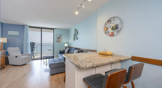 Номер Standard Gulf Shores Surf & Racquet 702b 2 Bedroom Condo
