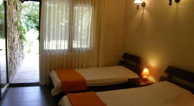 Четырёхместный номер Standard с 2 комнатами с видом на сад Hotel Villa Monte