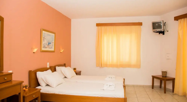 Студия с красивым видом из окна Villa Aphrodite Hotel Apartments Studios by Estia