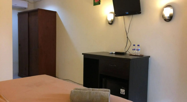 Jenny Bunker Homestay, Забронировать Отель Отели провинции Бали с завтраком, Завтраки