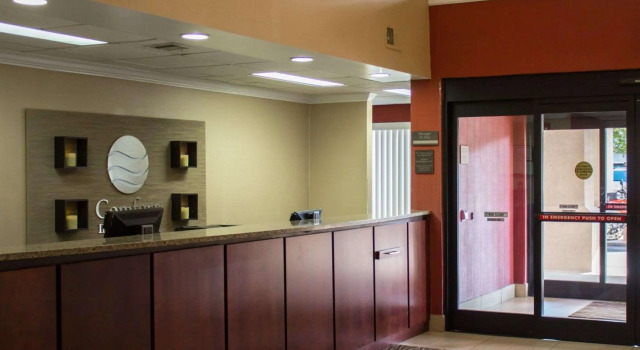 Comfort Inn & Suites Trussville I-59 Exit 141, Buchen Sie Hotel Trussville Alabama