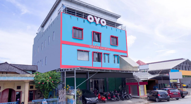 OYO 2976 Graha Balfas Syariah, Book Hotel Samarinda 
