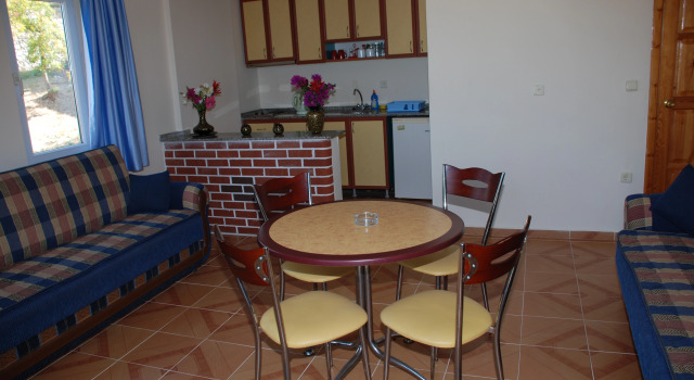 Gurol Hotel & Apart