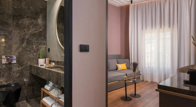 Люкс с балконом Veneri Boutique Suites