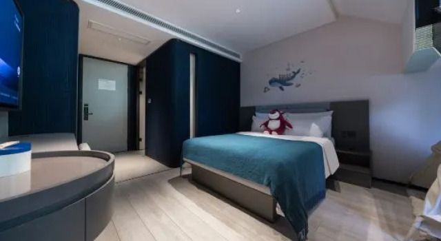 Двухместный семейный люкс Superior Дуплекс Jinan Daming Lake Scenic Area Furong Street Light Residence Hotel