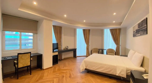 Номер Deluxe Đông Kinh Hotel