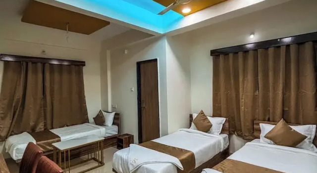 Номер Luxury Mantra Inn