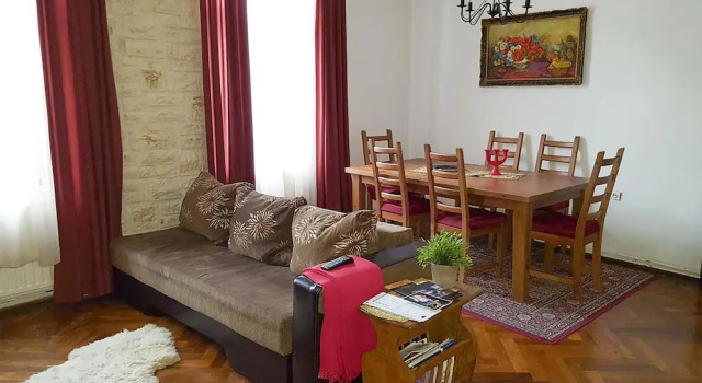 Brasov Residence Apartment, Забронировать Апартаменты/квартира Отели Брашова с парковкой, рядом с Площадь городского совета, Парковка