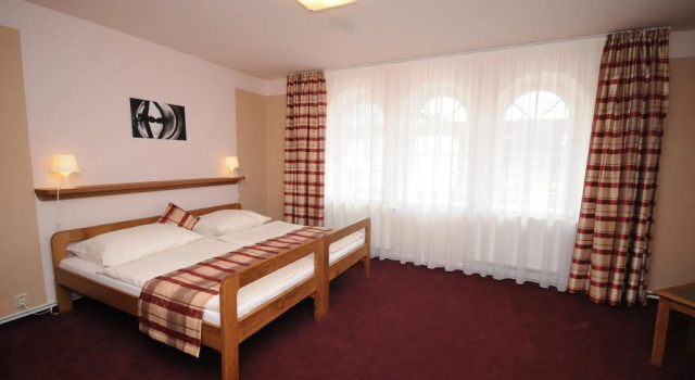 Penzion Hendrych, Rezerwuj Hotel Vrchlabí Kraj hradecki