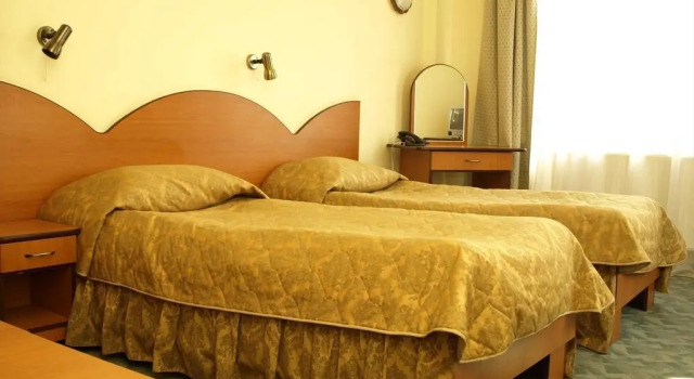Hotel Everest, Book Hotel Târgu-Mureş 