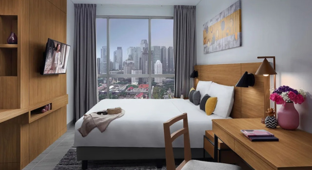 Номер Executive с 2 комнатами с балконом Citadines Sudirman Jakarta