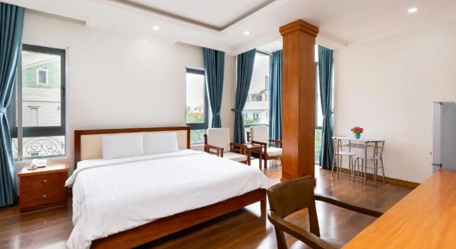 Апартаменты с видом на сад Sunny Hotel and Apartment