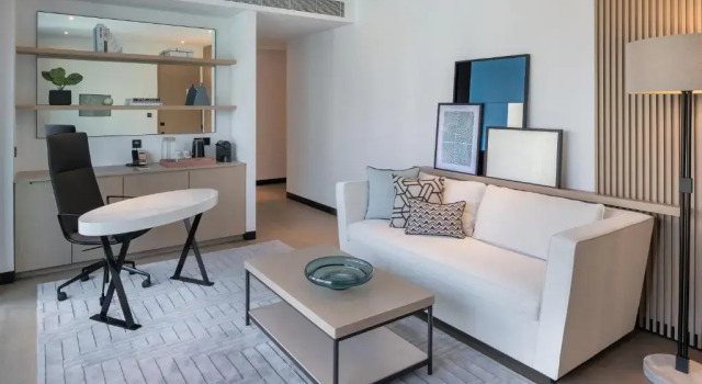 Люкс Deluxe с видом на город Vida Dubai Marina & Yacht Club