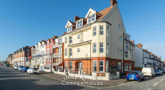 Апартаменты Beautiful apartments on the Sea Front - Sea Road 5