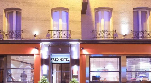 Кровать в общем номере FredHotel