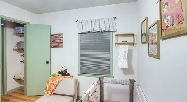 Pet-friendly Hiawatha Retreat w/ Private Yard!, Varaa Lomakoti Cedar Rapids Iowa