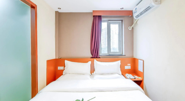 Номер Standard с видом на улицу 7Days Premium Beijing Wangjing