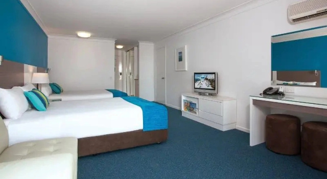 Шестиместный номер Standard Sea World Resort