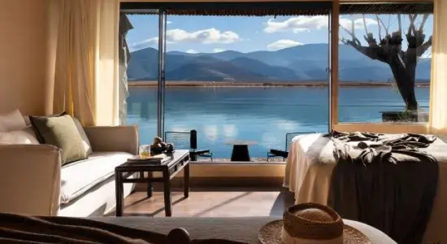Семейный люкс с видом на воду Lugu Lake Lanyu Homestay