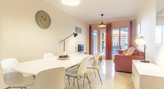 2187-Lovely 2bedrooms with pool and playground