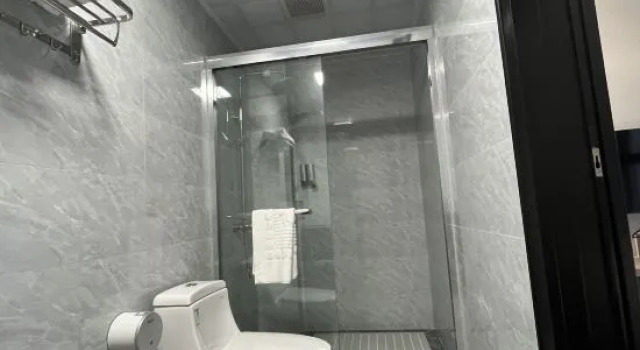 Zhongshan Baichuan Apartment, Boek Appartement Hotels in Guangdong met parkeren, Parkeren
