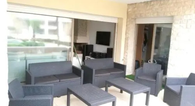 Apartment Plage des nations, Book Apartment Hotels in Sale with a Pool, Swimming Pool