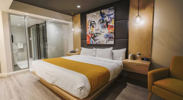 Двухместный люкс с балконом Hôtel Québec Inn par JARO