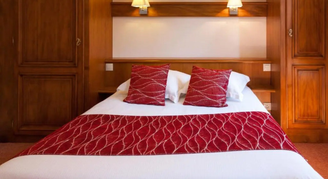 Одноместный номер Standard Logis Hôtel De La Cloche