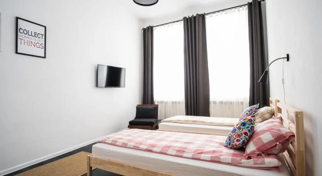 Двухместный номер Standard с видом на город HOSTEL "likeHOME"