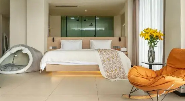 Семейный люкс с видом на море Sunrise Heart Sea·Sea View Designer Beautiful Homestay (Dali Erhai Ideal State Branch)
